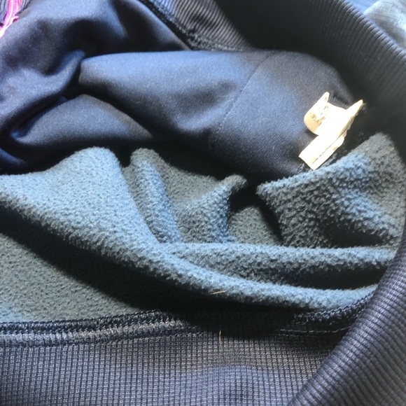 Under Armour Loose fit cold gear full zip hoodie Women’s Small - Picture 10 of 10